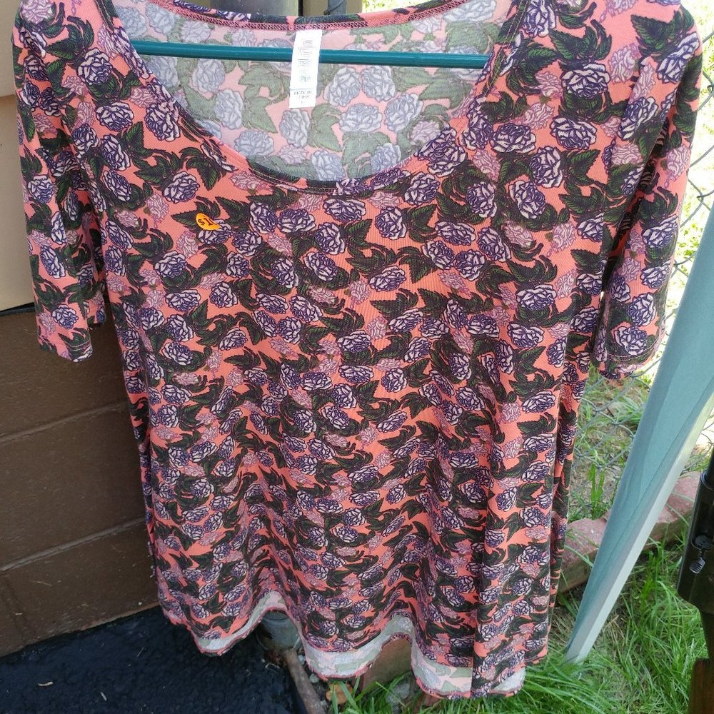 SMALL PERFECT T